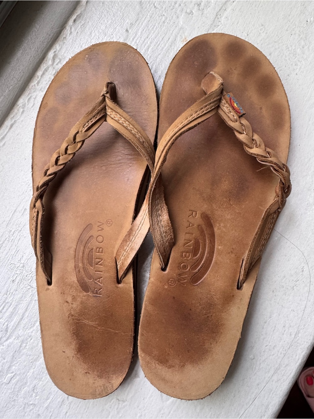 Rainbow Flirty Braidy - Braided Leather Flip Flops in Tan Brown